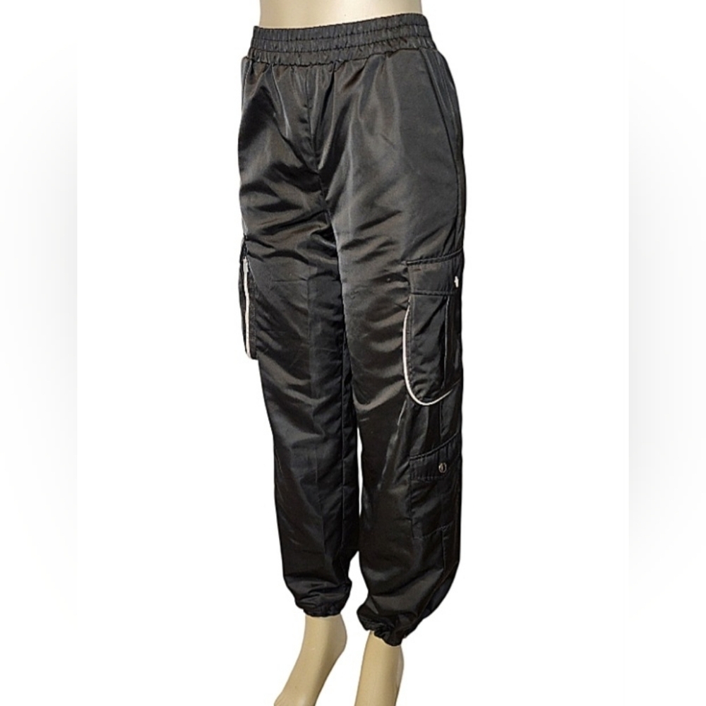 Women's Forever 21 Cargo Bottoms Size S